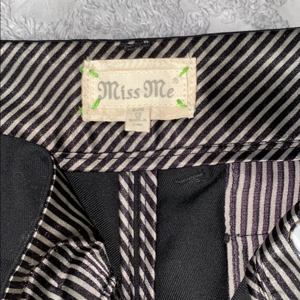 Miss Me shorts